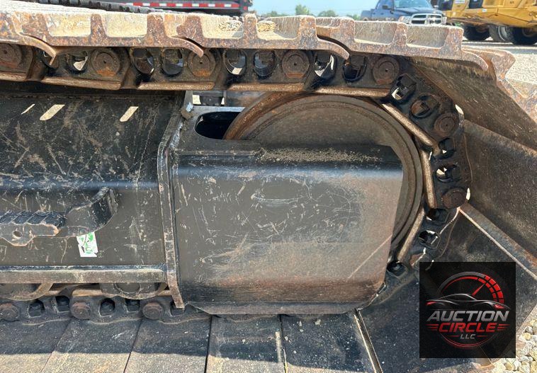 2019 Caterpillar  323 excavator