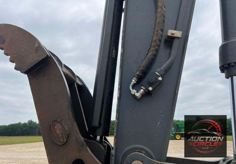2017 John Deere 210G LC  excavator