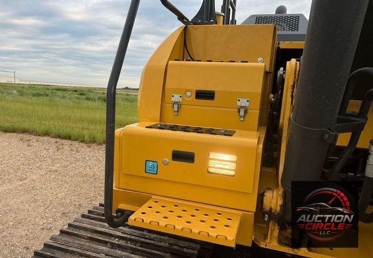 2017 John Deere 210G LC  excavator
