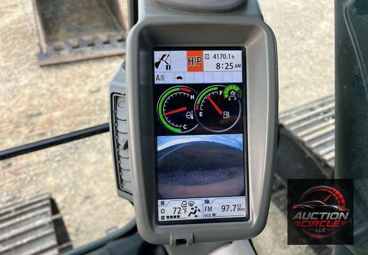 2017 John Deere 210G LC  excavator