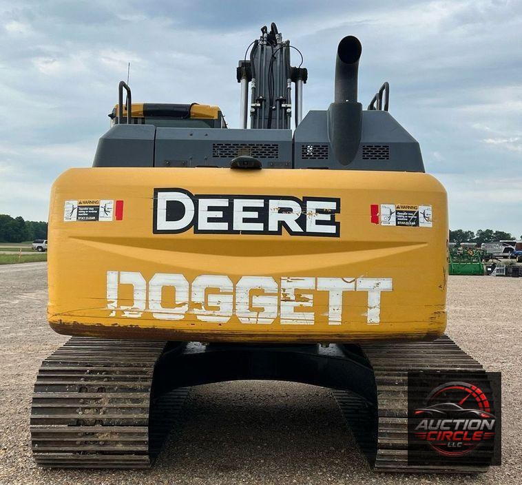 2017 John Deere 210G LC  excavator