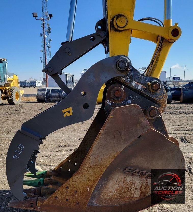 2019 Komatsu PC240LC-11  excavator