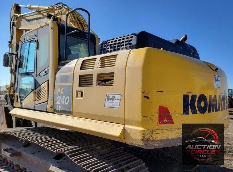 2019 Komatsu PC240LC-11  excavator
