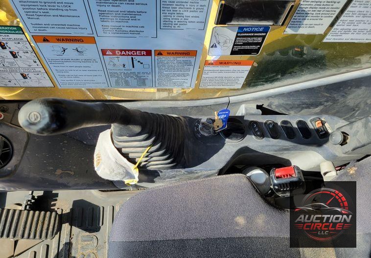 2019 Komatsu PC240LC-11  excavator