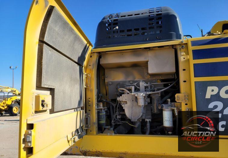 2019 Komatsu PC240LC-11  excavator