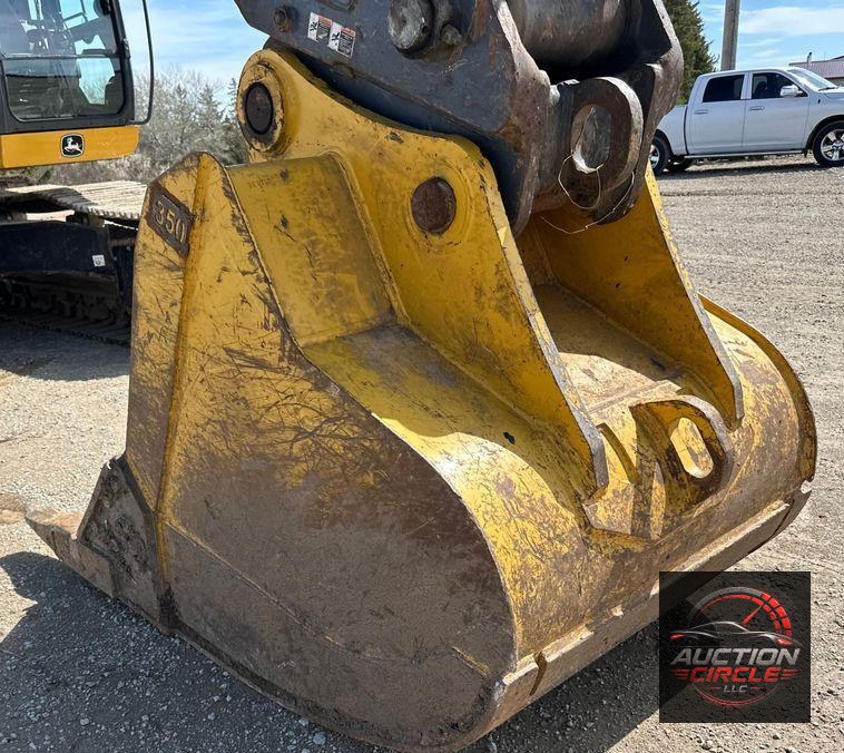 2019 John Deere 350G LC excavator