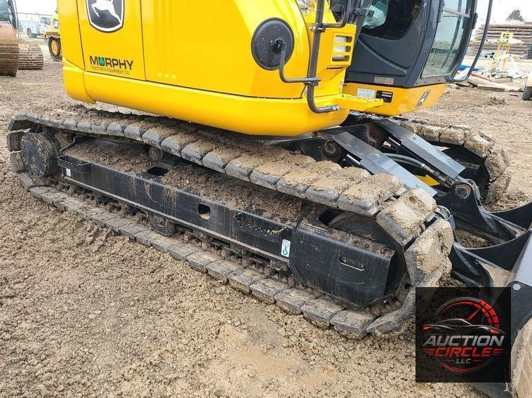 2022 John Deere 135G  excavator