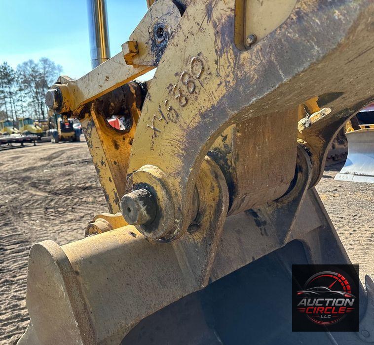 2015 Caterpillar 323FL excavator