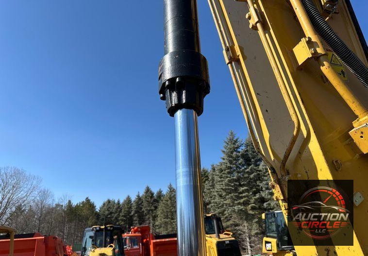 2015 Caterpillar 323FL excavator