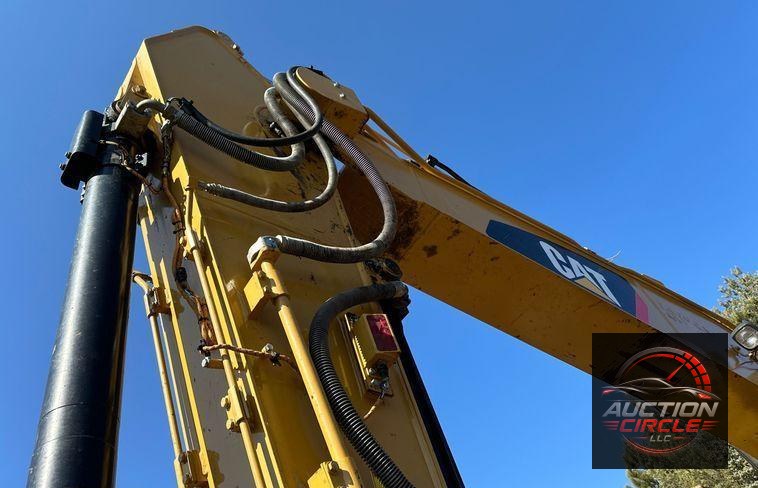 2015 Caterpillar 323FL excavator