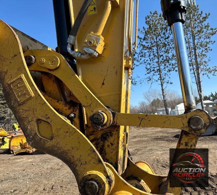 2015 Caterpillar 323FL excavator