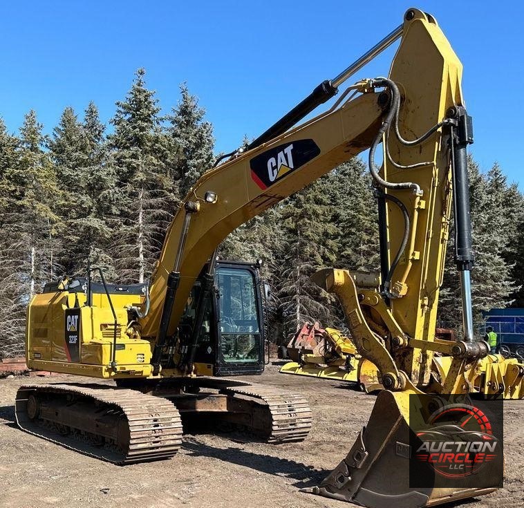 2015 Caterpillar 323FL excavator