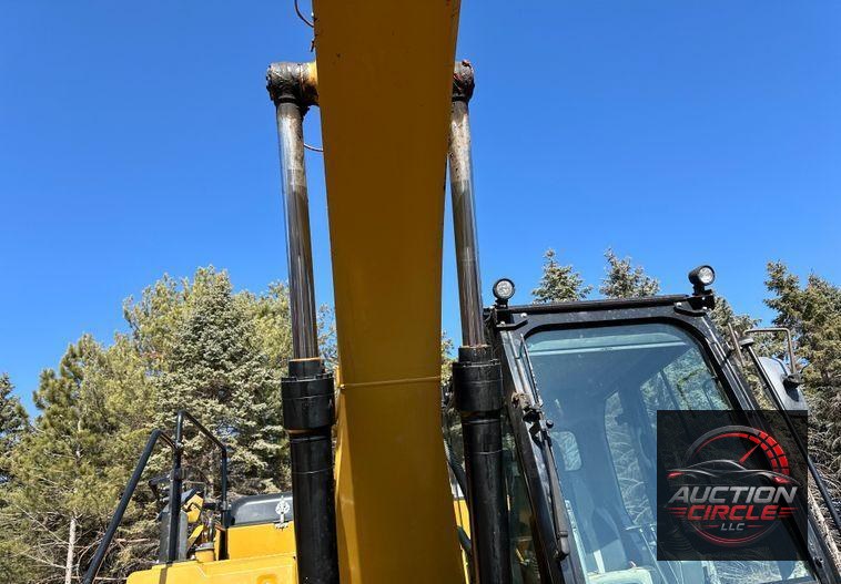 2015 Caterpillar 323FL excavator