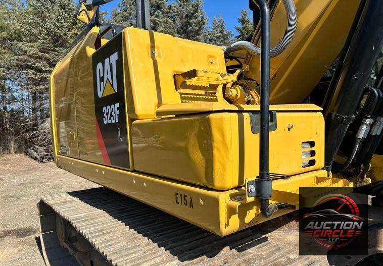 2015 Caterpillar 323FL excavator