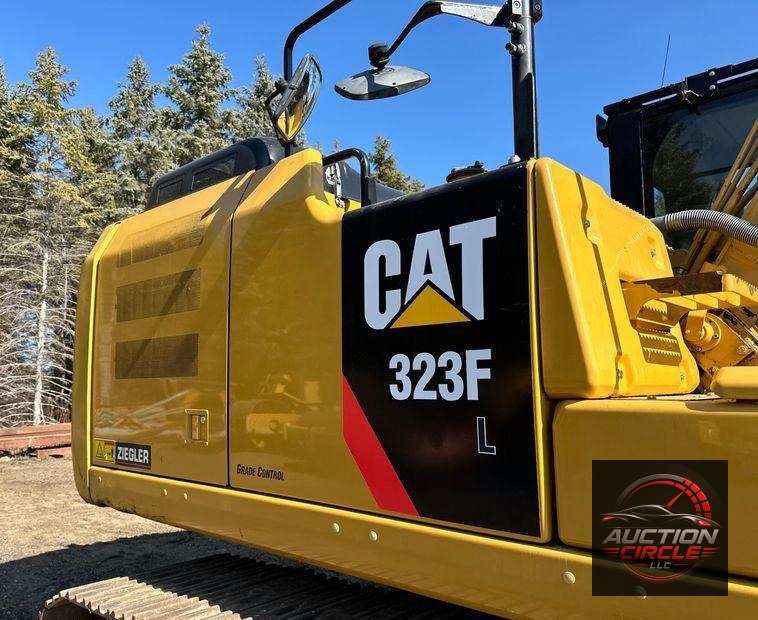 2015 Caterpillar 323FL excavator