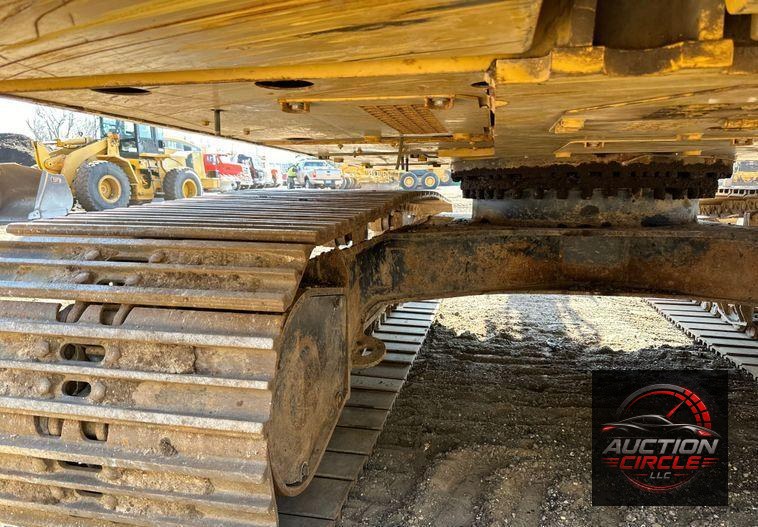 2015 Caterpillar 323FL excavator