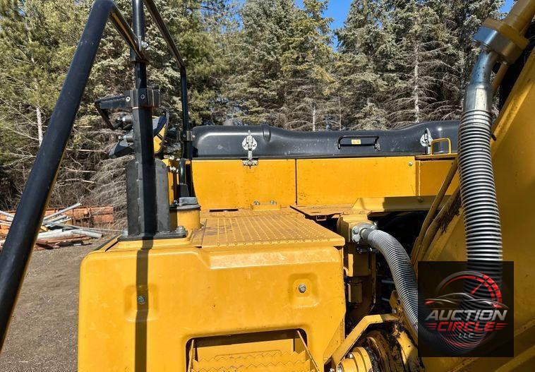 2015 Caterpillar 323FL excavator