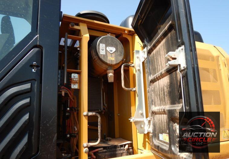 2018 Caterpillar 330FL  excavator