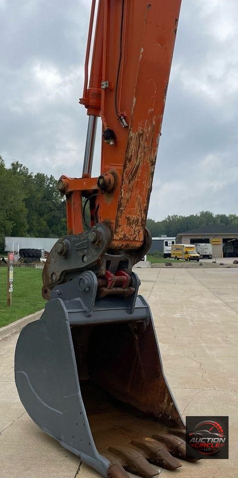 2017 Hitachi  ZX300LC-6N excavator