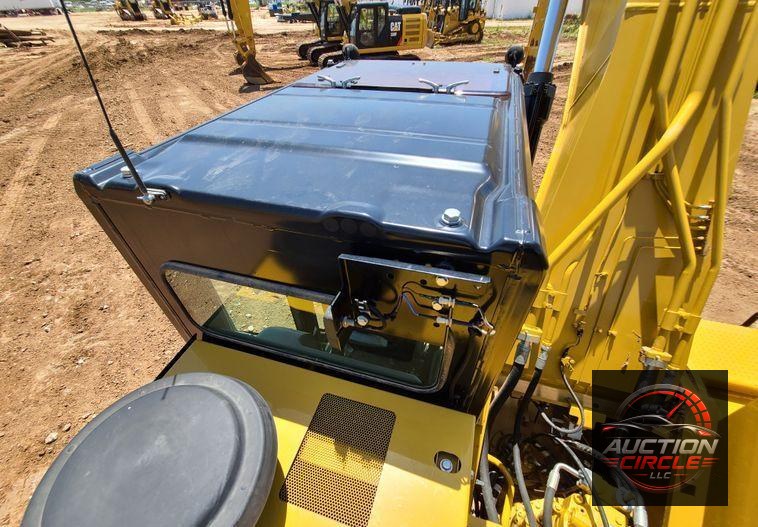 2018 Caterpillar 330FL  excavator