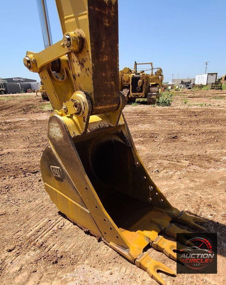 2018 Caterpillar 330FL  excavator