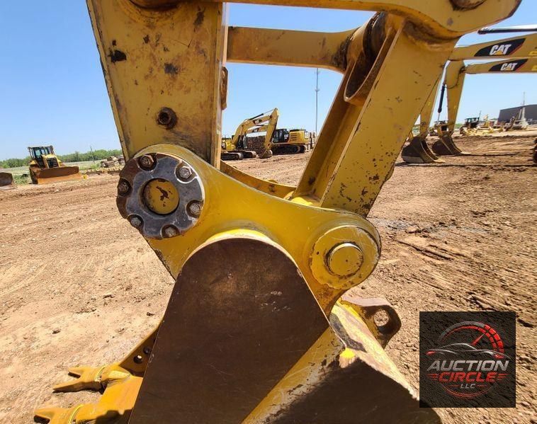 2018 Caterpillar 330FL  excavator