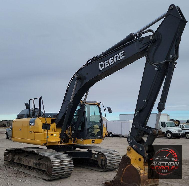 2018 John Deere 210G LC  excavator