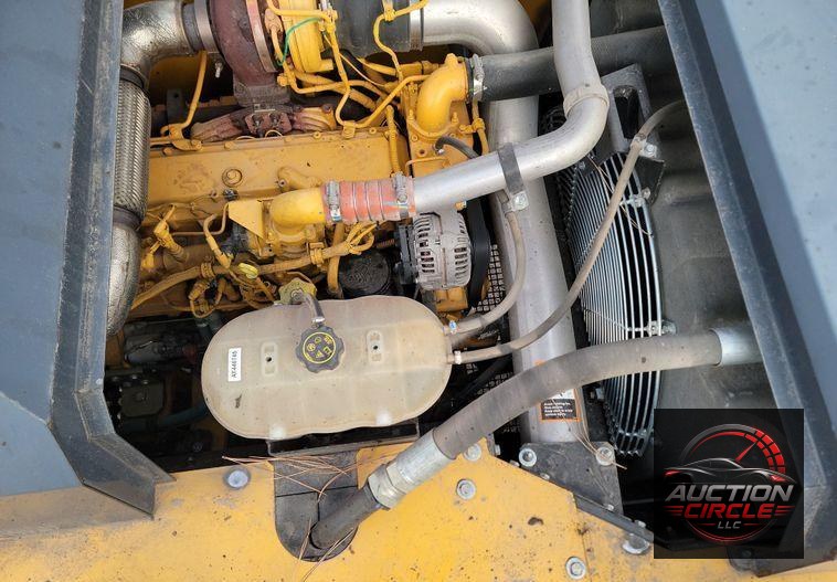 2018 John Deere 210G LC  excavator