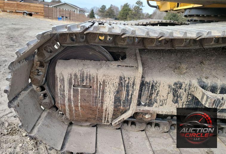 2018 John Deere 210G LC  excavator