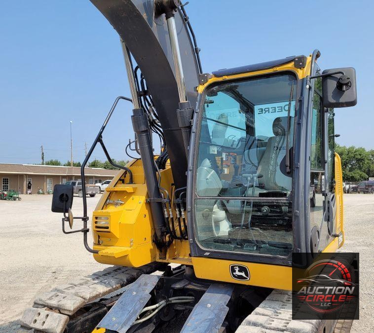 2017 John Deere 135G  excavator