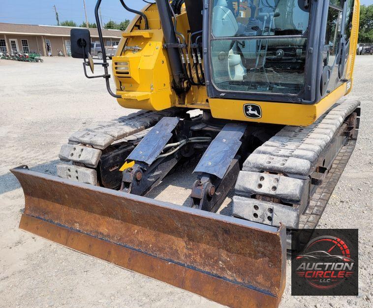2017 John Deere 135G  excavator
