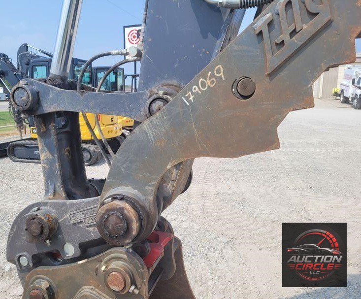 2017 John Deere 135G  excavator