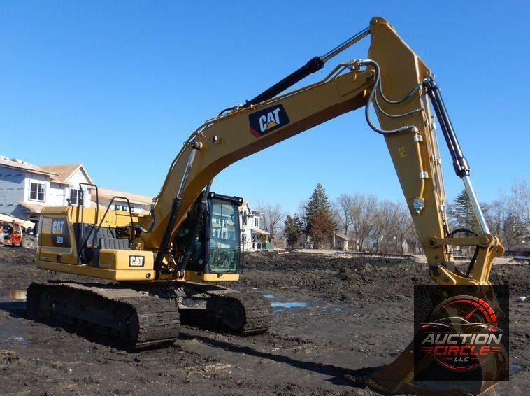 2019 Caterpillar 320  excavator
