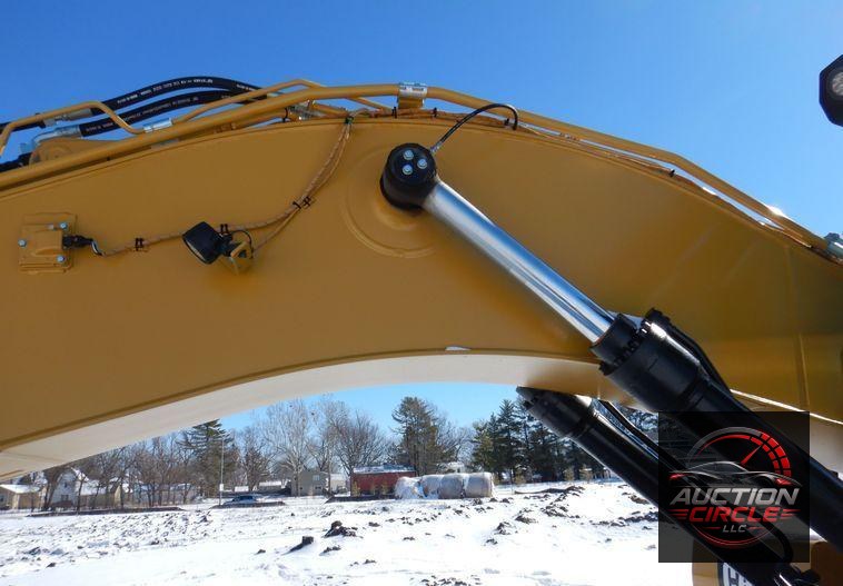 2019 Caterpillar 320  excavator