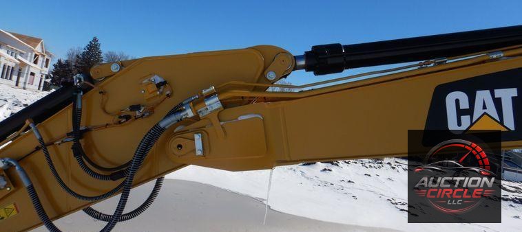 2019 Caterpillar 320  excavator