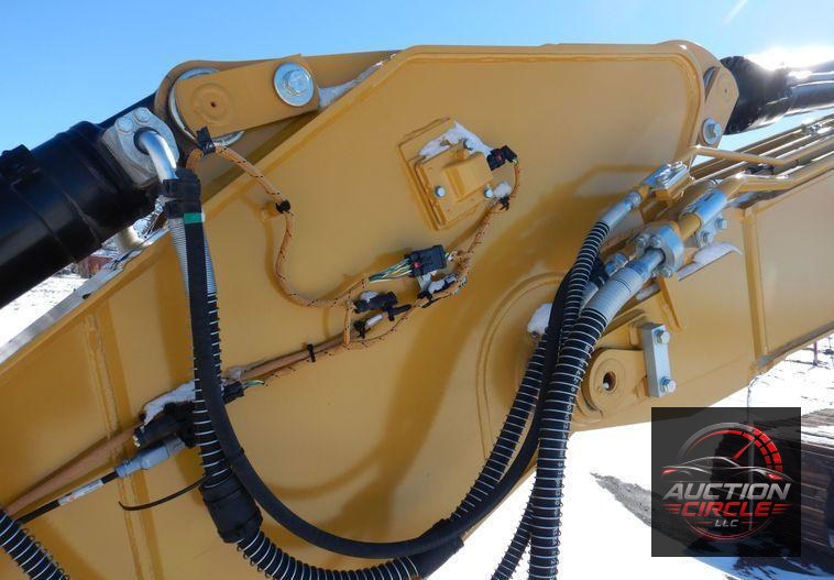 2019 Caterpillar 320  excavator