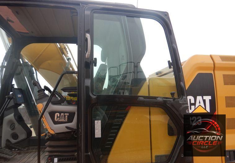 2018 Caterpillar 323  excavator