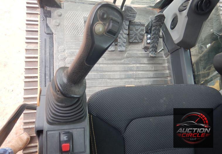 2018 Caterpillar 323  excavator