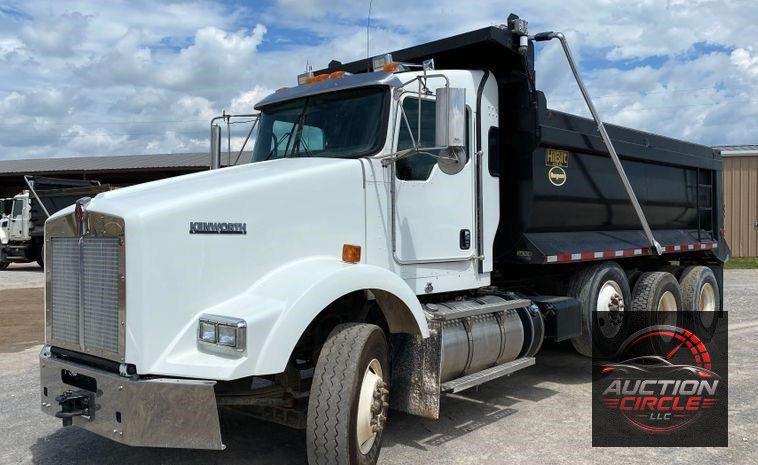 2014 Kenworth T805  dump truck