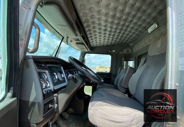 2014 Kenworth T805  dump truck