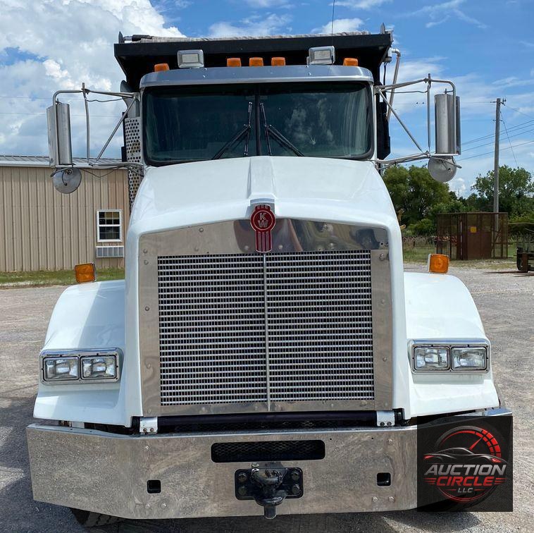 2014 Kenworth T805  dump truck