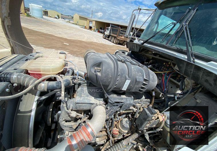 2014 Kenworth T805  dump truck