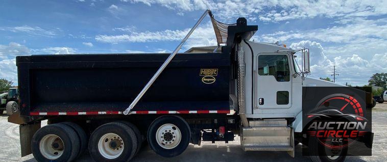 2014 Kenworth T805  dump truck