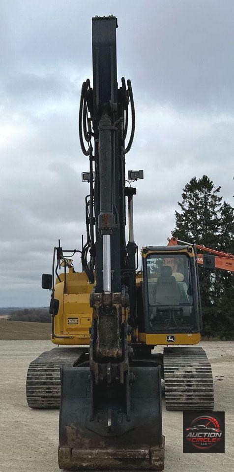 2017 John Deere 245G LC  excavator