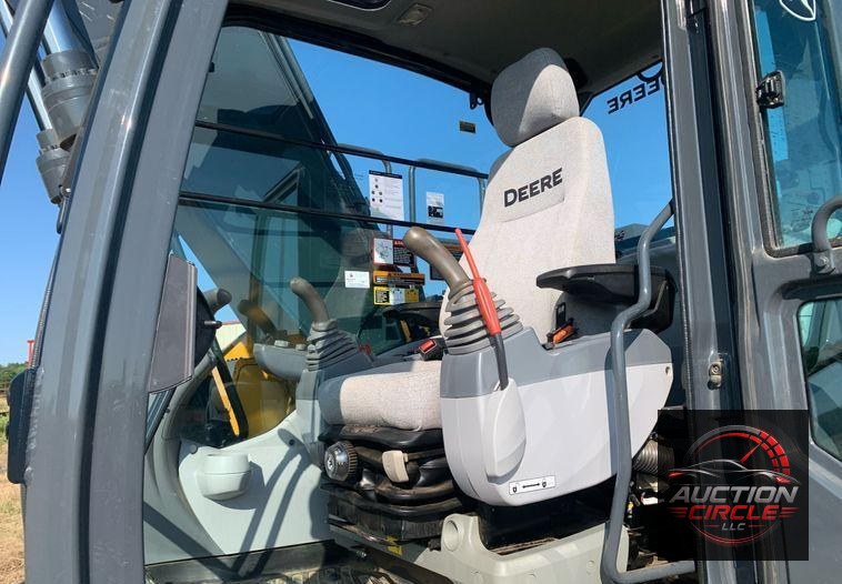 2019 John Deere 180G LC  excavator