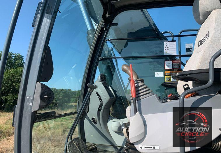 2019 John Deere 180G LC  excavator