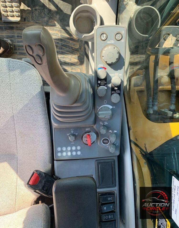 2019 John Deere 180G LC  excavator