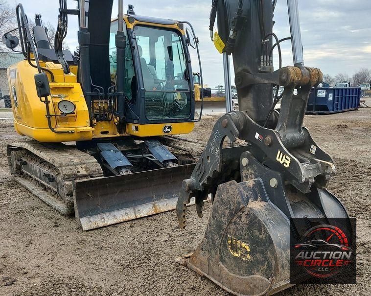 2022 John Deere 135G  excavator