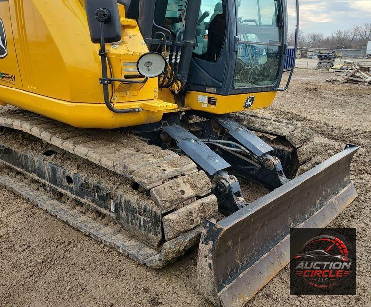 2022 John Deere 135G  excavator
