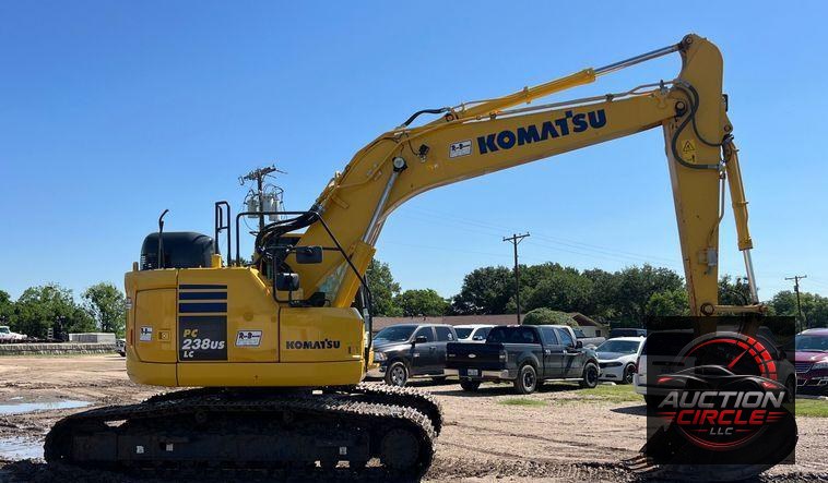 2020 Komatsu PC238USLC-11 excavator